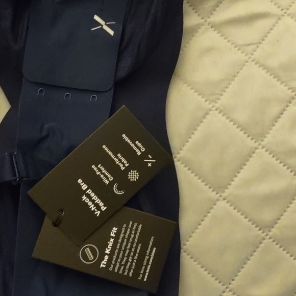 NWT Knix V-Neck Padded Bra color Midnight size 7 - Picture 6 of 9